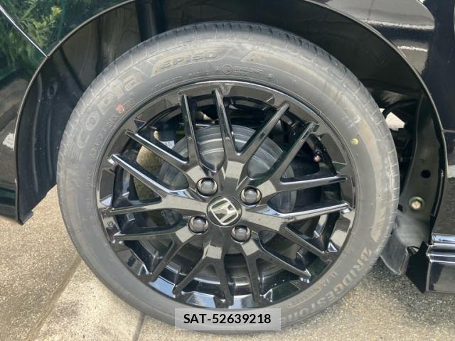 Honda N BOX CUSTOM 2023-01 8231004-5