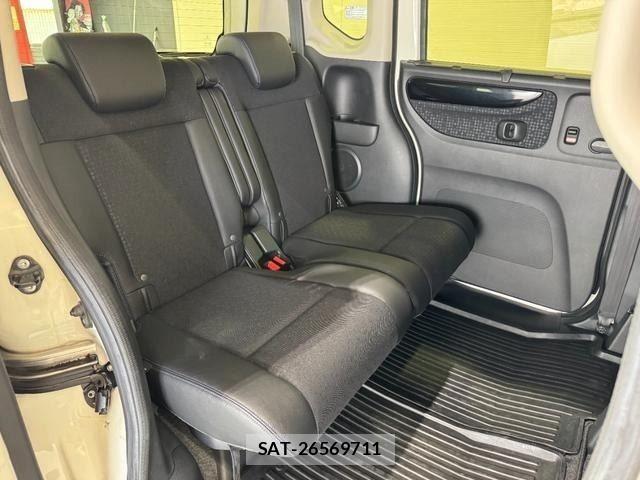 Honda N BOX CUSTOM 2017-06 8231038-9