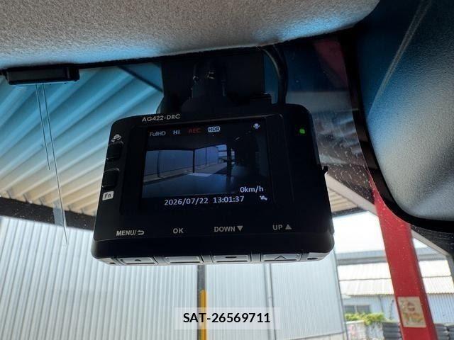 Honda N BOX CUSTOM 2017-06 8231038-28