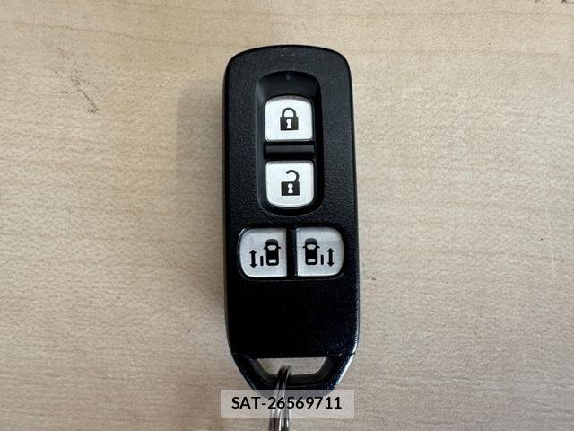 Honda N BOX CUSTOM 2017-06 8231038-29