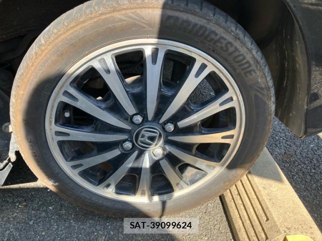 Honda N BOX CUSTOM 2016-03 8231052-9