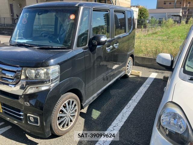 Honda N BOX CUSTOM 2016-03 8231052-3