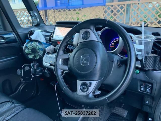 Honda N BOX CUSTOM 2012-08 8231060-11