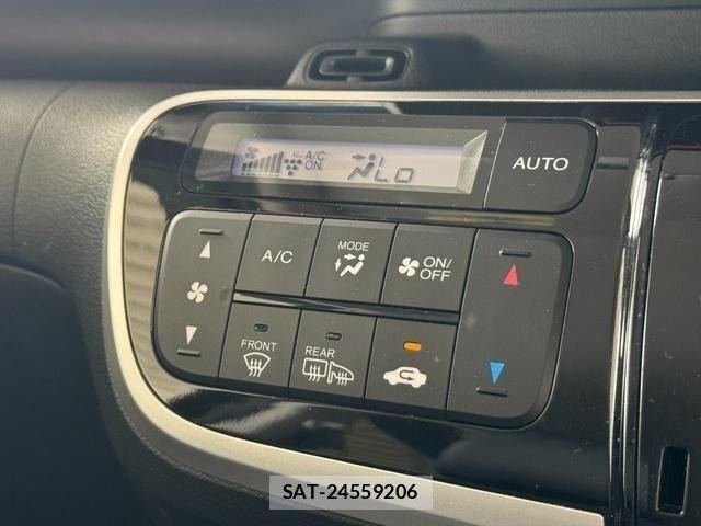 Honda N BOX CUSTOM 2017-02 8231039-18