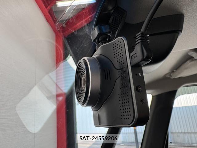 Honda N BOX CUSTOM 2017-02 8231039-28