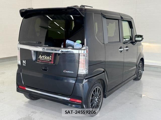 Honda N BOX CUSTOM 2017-02 8231039-5