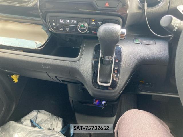 Honda N BOX CUSTOM 2020-02 8231034-16