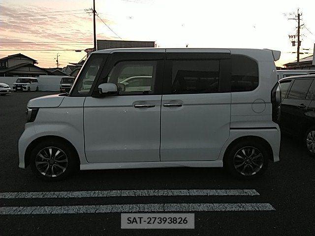 Honda N BOX CUSTOM 2023-11 8231012-12