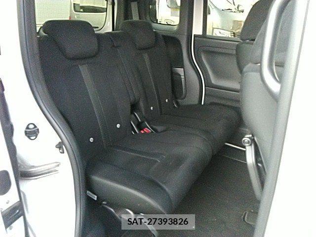 Honda N BOX CUSTOM 2023-11 8231012-6