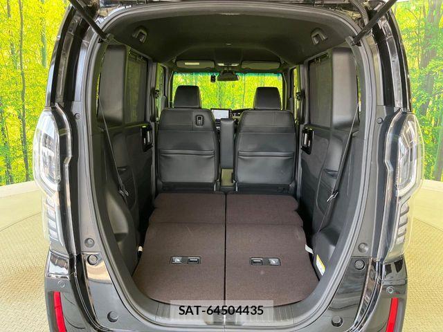 Honda N BOX CUSTOM 2018-03 8231021-10