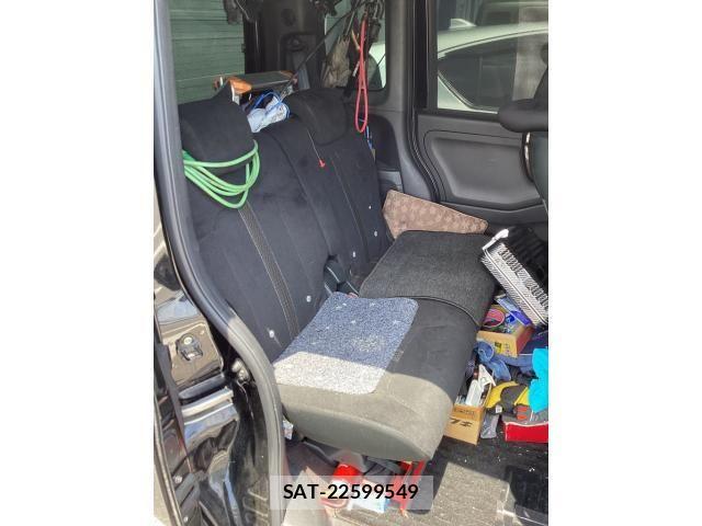 Honda N BOX CUSTOM 2018-01 8231040-10