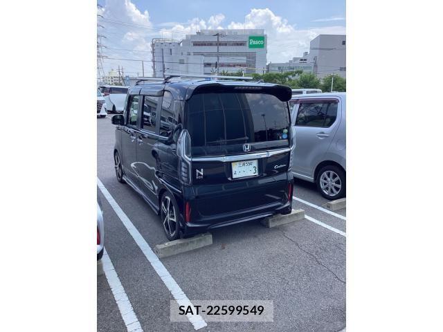 Honda N BOX CUSTOM 2018-01 8231040-1