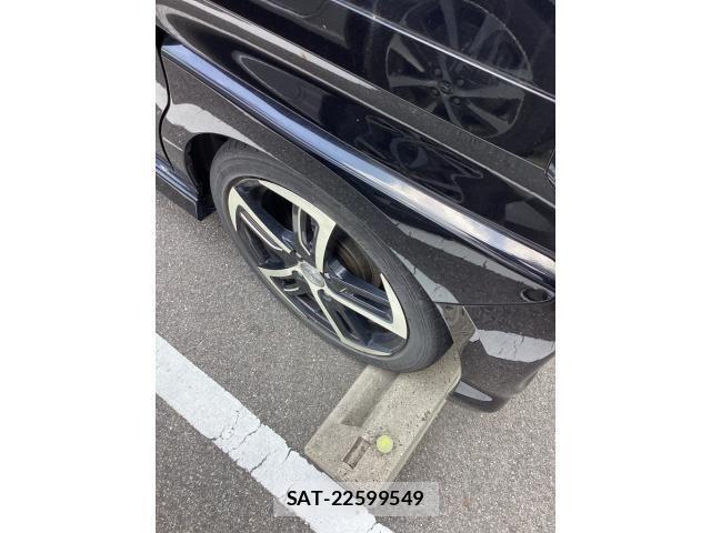 Honda N BOX CUSTOM 2018-01 8231040-4