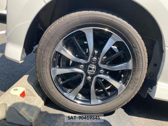 Honda N BOX CUSTOM 2020-01 8231041-7