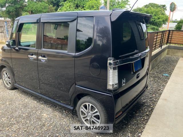 Honda N BOX CUSTOM 2014-05 8231055-3