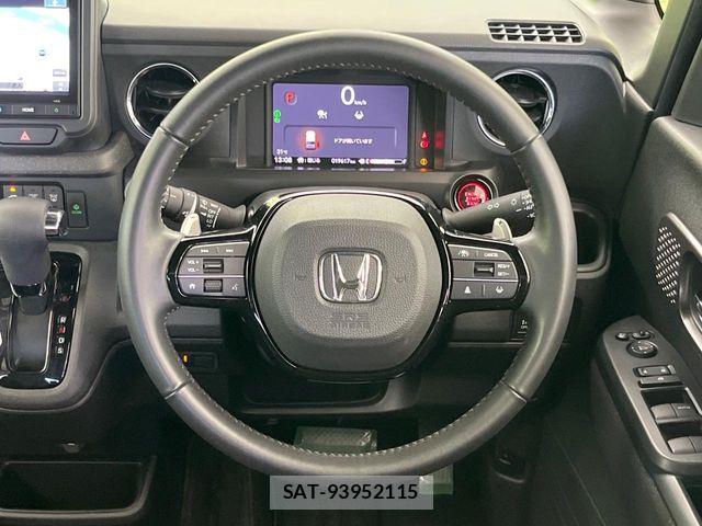 Honda N BOX CUSTOM 2024-02 8231000-11