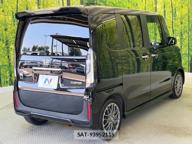 Honda N BOX CUSTOM 2024-02 8231000-17