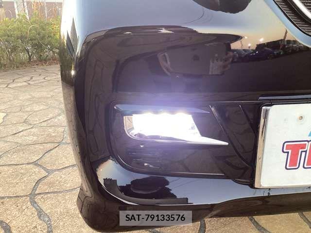 Honda N BOX CUSTOM 2017-11 8231035-11