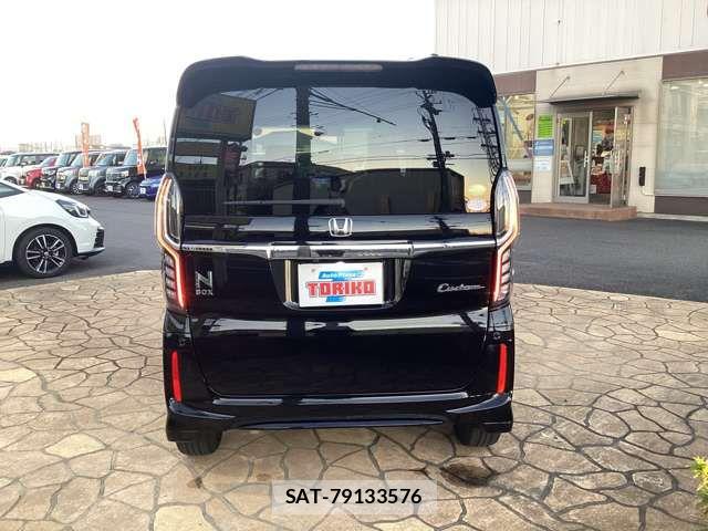 Honda N BOX CUSTOM 2017-11 8231035-5