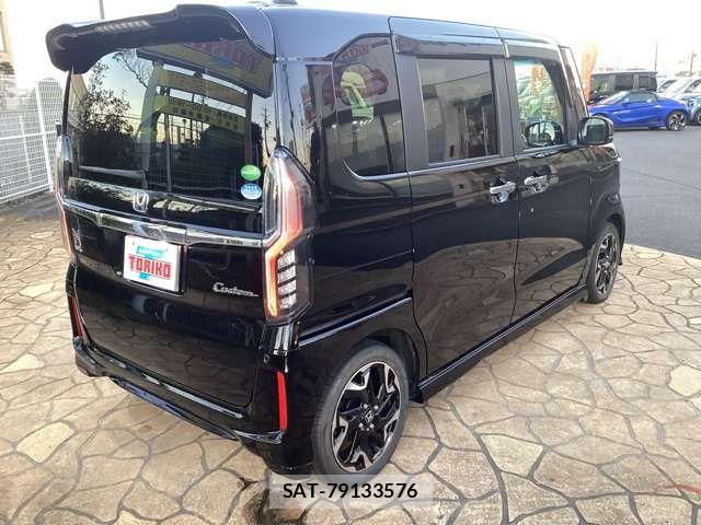 Honda N BOX CUSTOM 2017-11 8231035-6