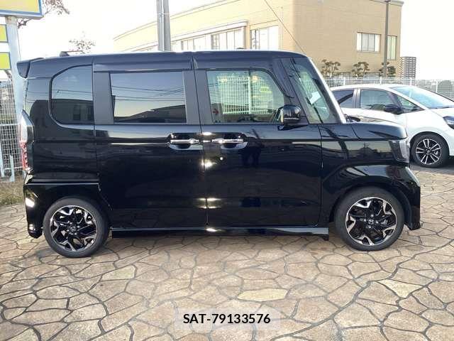 Honda N BOX CUSTOM 2017-11 8231035-7