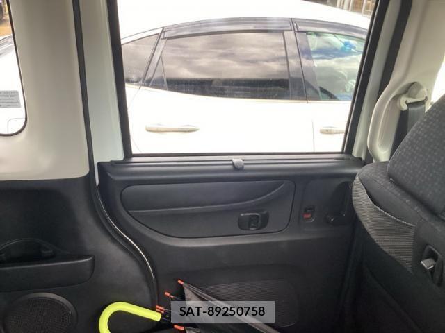 Honda N BOX CUSTOM 2015-09 8231045-11
