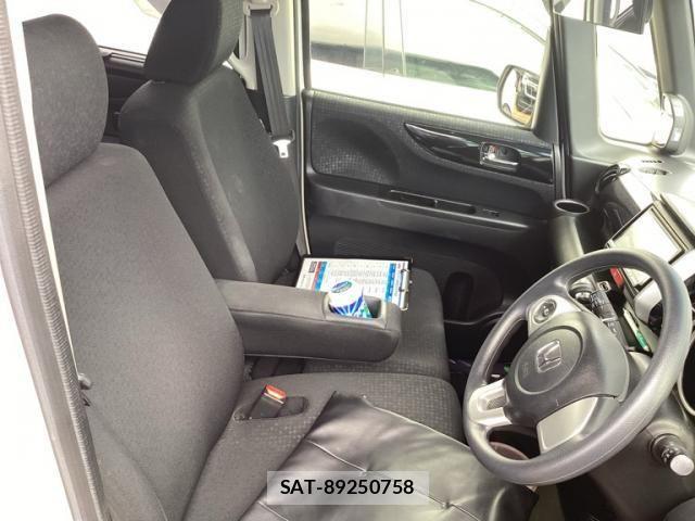 Honda N BOX CUSTOM 2015-09 8231045-12