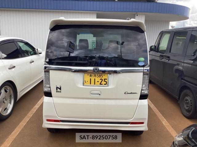 Honda N BOX CUSTOM 2015-09 8231045-1