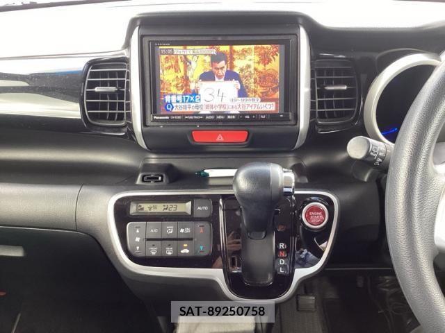 Honda N BOX CUSTOM 2015-09 8231045-18