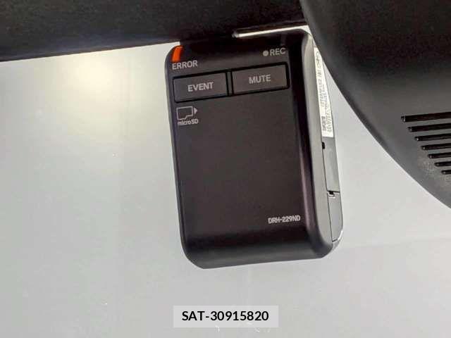 Honda N BOX CUSTOM 2024-06 8231001-18