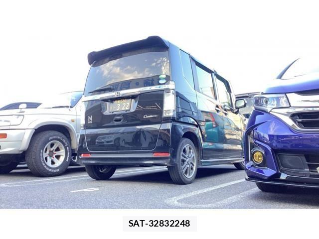Honda N BOX CUSTOM 2014-09 8231056-4