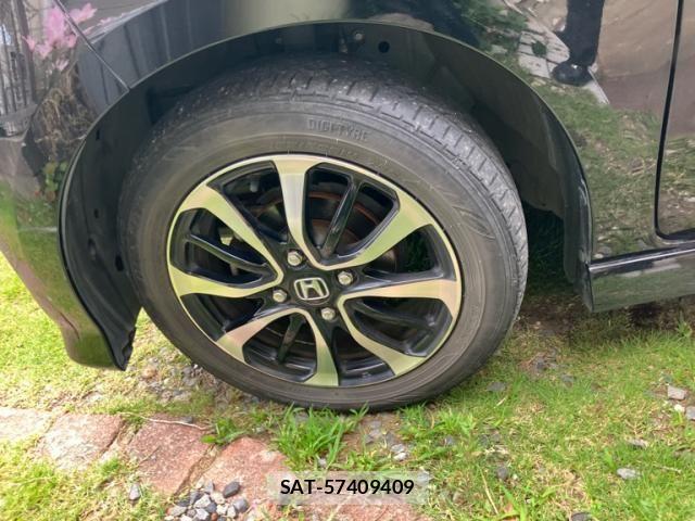 Honda N BOX CUSTOM 2018-09 8231047-8