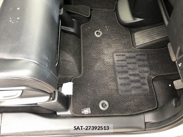 Honda N BOX CUSTOM 2022-11 8231033-12