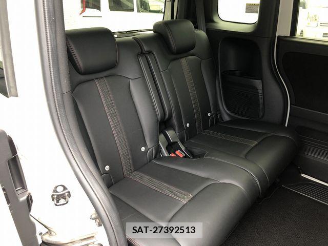 Honda N BOX CUSTOM 2022-11 8231033-14