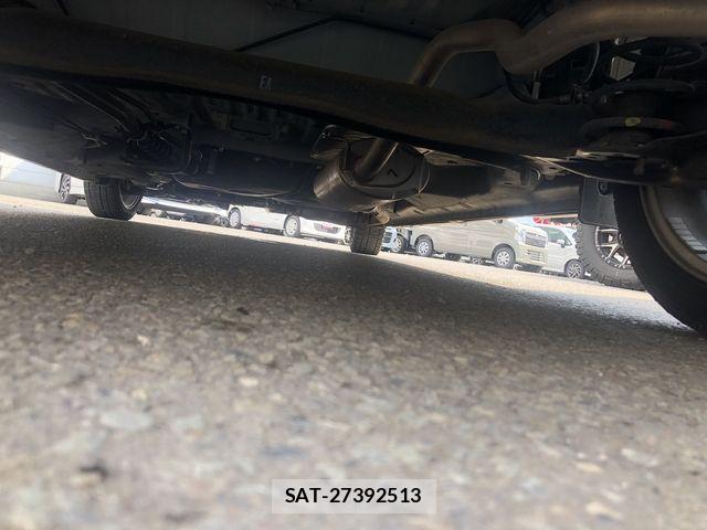 Honda N BOX CUSTOM 2022-11 8231033-29