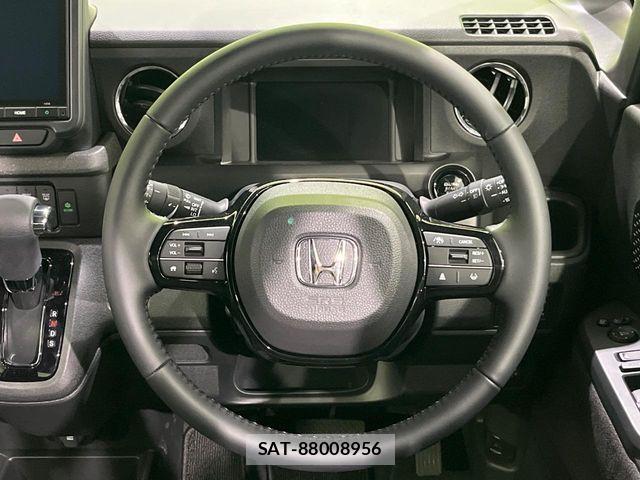 Honda N BOX CUSTOM 2025-12 8246079-11