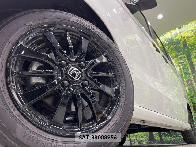 Honda N BOX CUSTOM 2025-12 8246079-12