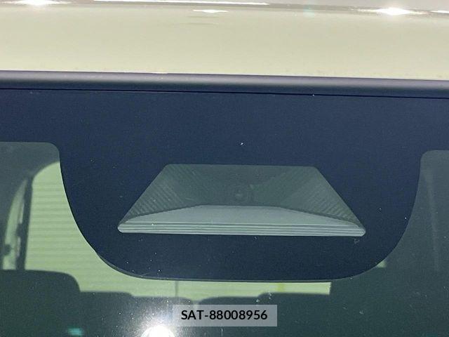 Honda N BOX CUSTOM 2025-12 8246079-7