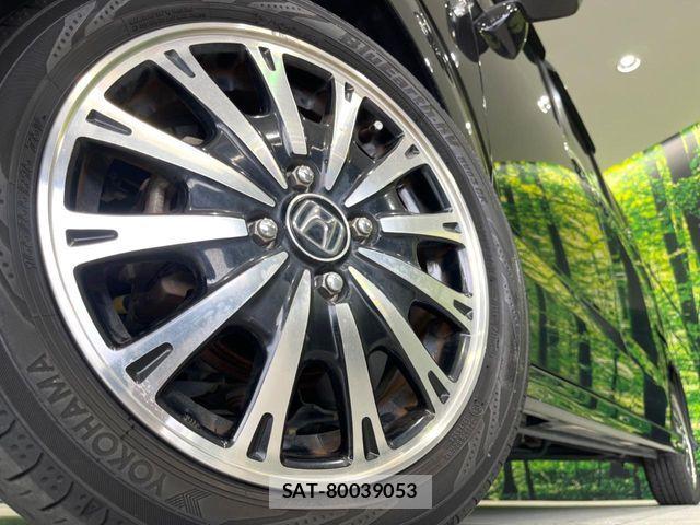 Honda N BOX CUSTOM 2015-08 8246124-12