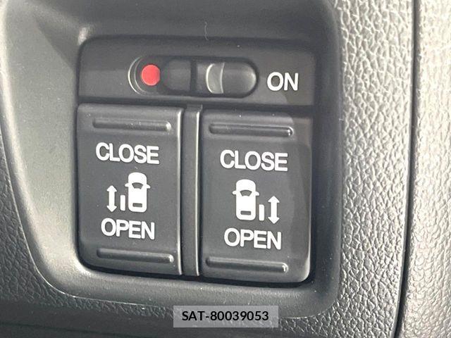 Honda N BOX CUSTOM 2015-08 8246124-5