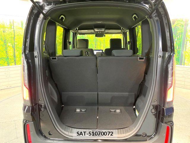 Honda N BOX CUSTOM 2023-10 8246085-9