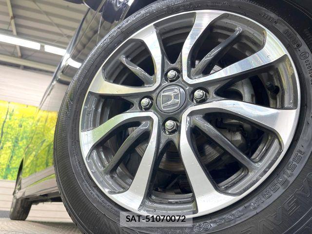 Honda N BOX CUSTOM 2023-10 8246085-12