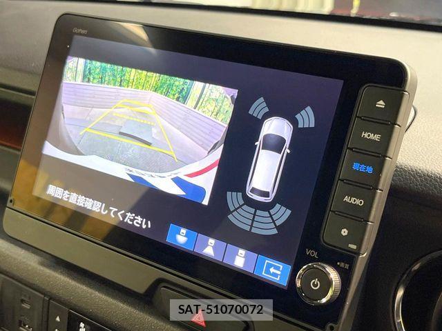Honda N BOX CUSTOM 2023-10 8246085-3