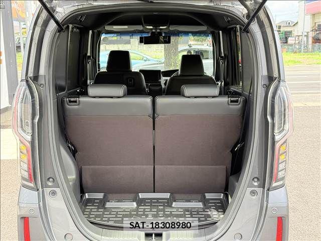 Honda N BOX CUSTOM 2018-04 8246127-10