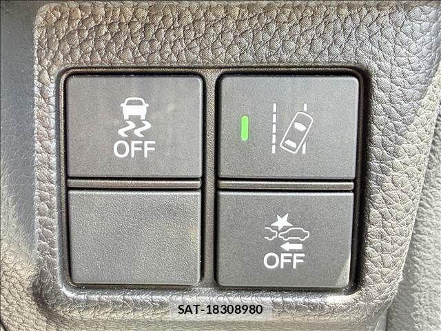 Honda N BOX CUSTOM 2018-04 8246127-15