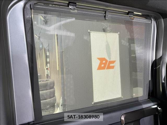 Honda N BOX CUSTOM 2018-04 8246127-16