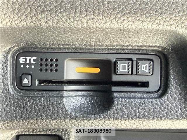 Honda N BOX CUSTOM 2018-04 8246127-3