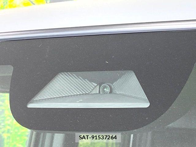 Honda N BOX CUSTOM 2023-10 8246084-6