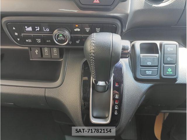 Honda N BOX CUSTOM 2022-10 8246114-14