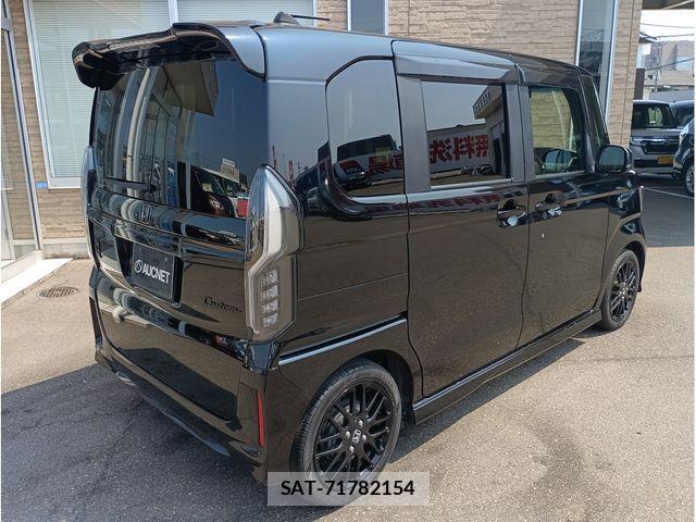 Honda N BOX CUSTOM 2022-10 8246114-1